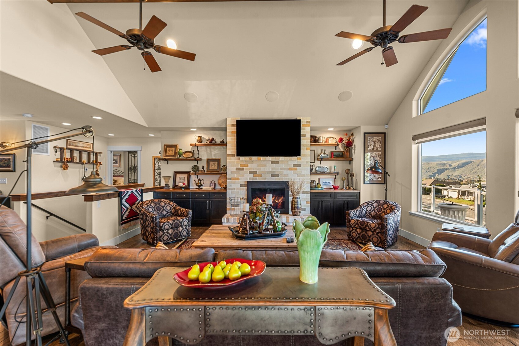 810 Briarwood Drive , East Wenatchee, WA 98802