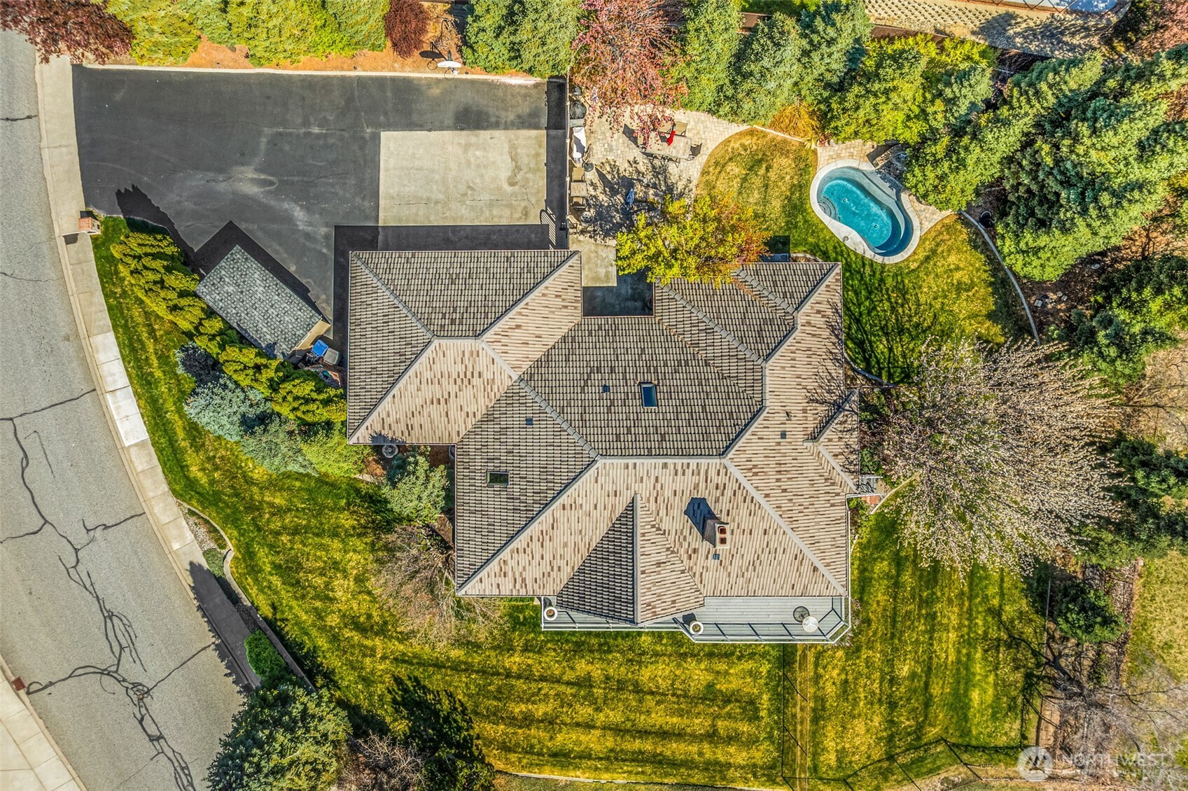 810 Briarwood Drive , East Wenatchee, WA 98802