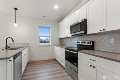 4215 W Sandy Court , Moses Lake, WA 98837 - Photo 11