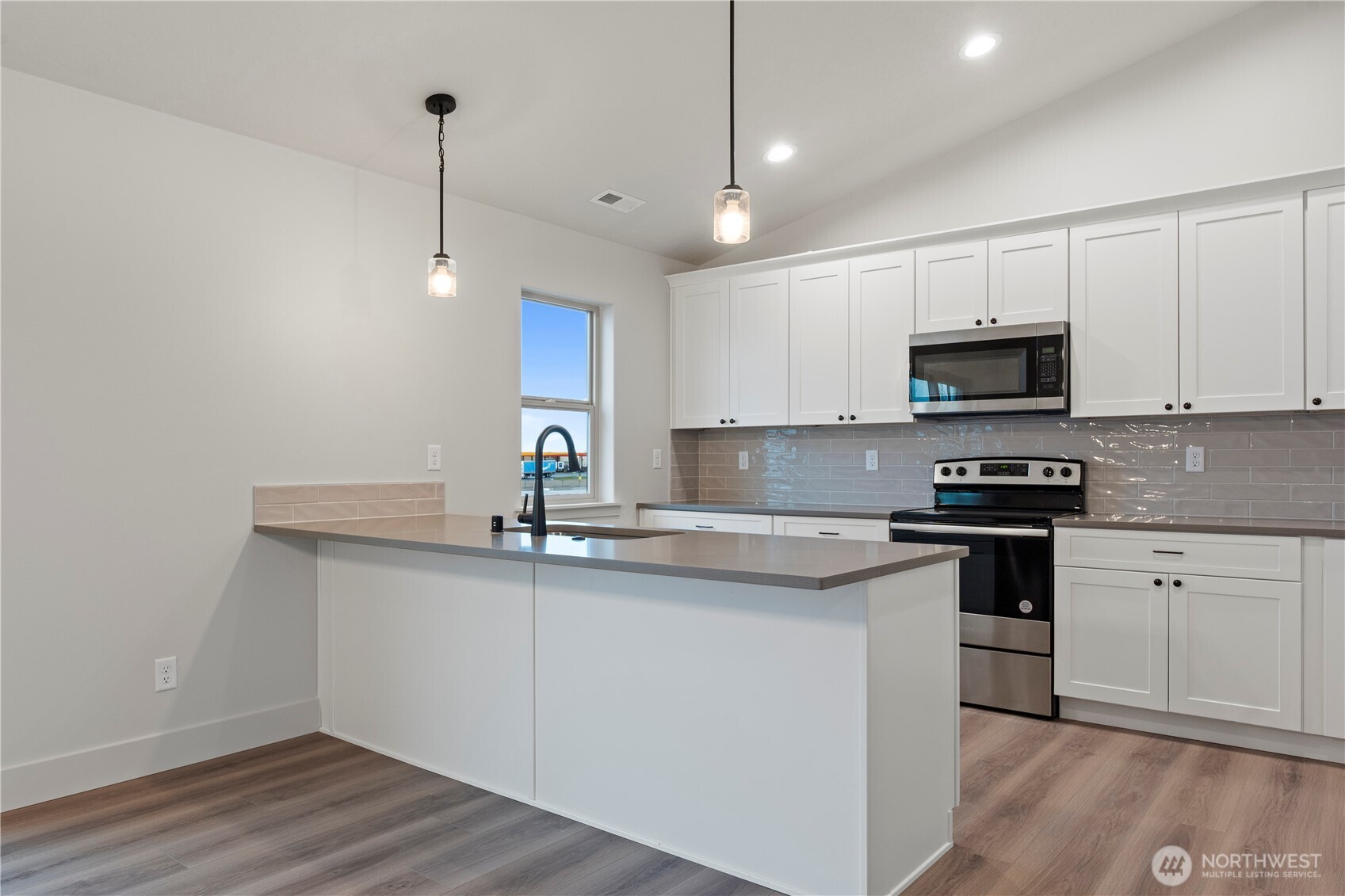 4215 W Sandy Court , Moses Lake, WA 98837