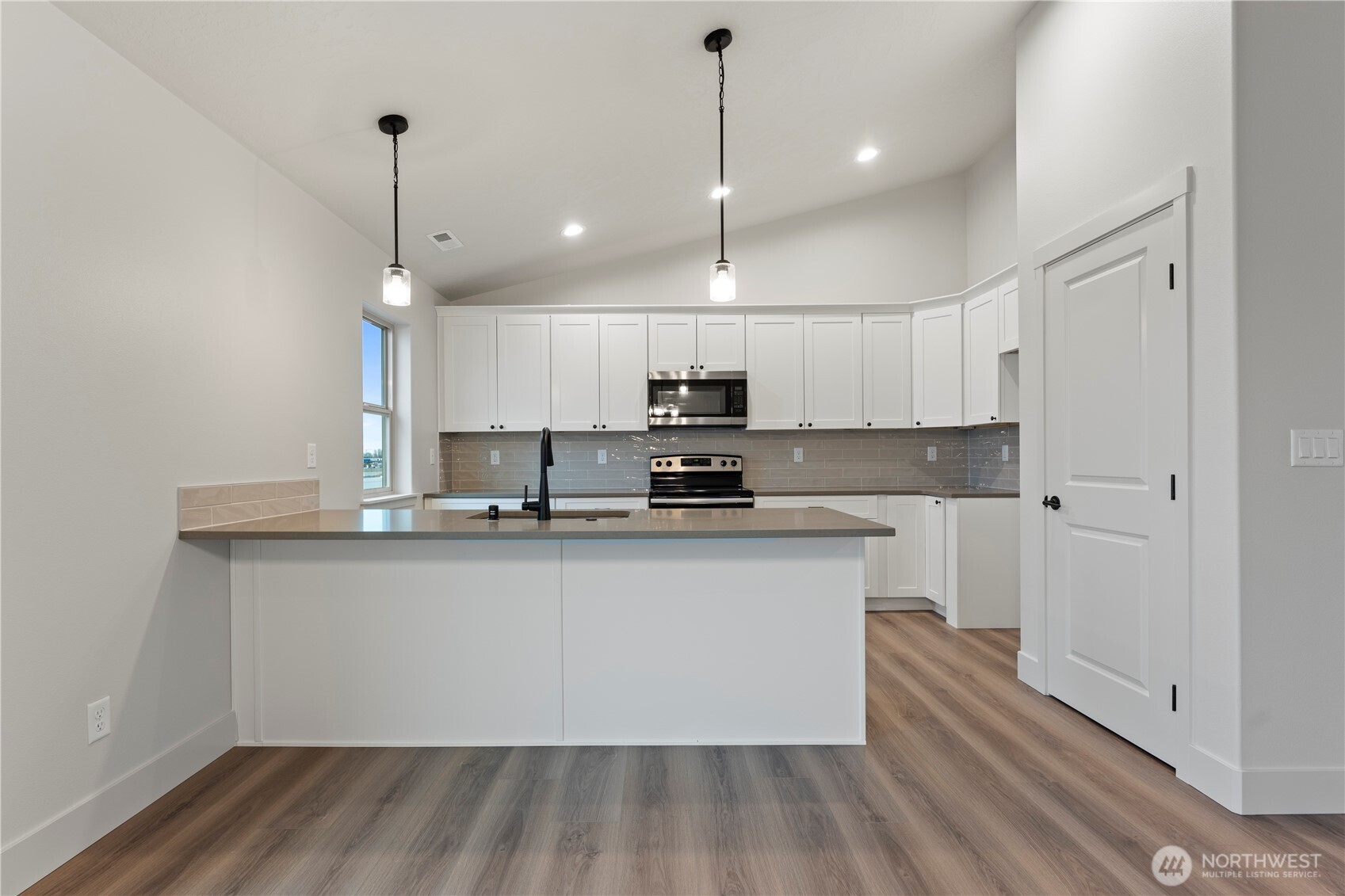 4215 W Sandy Court , Moses Lake, WA 98837