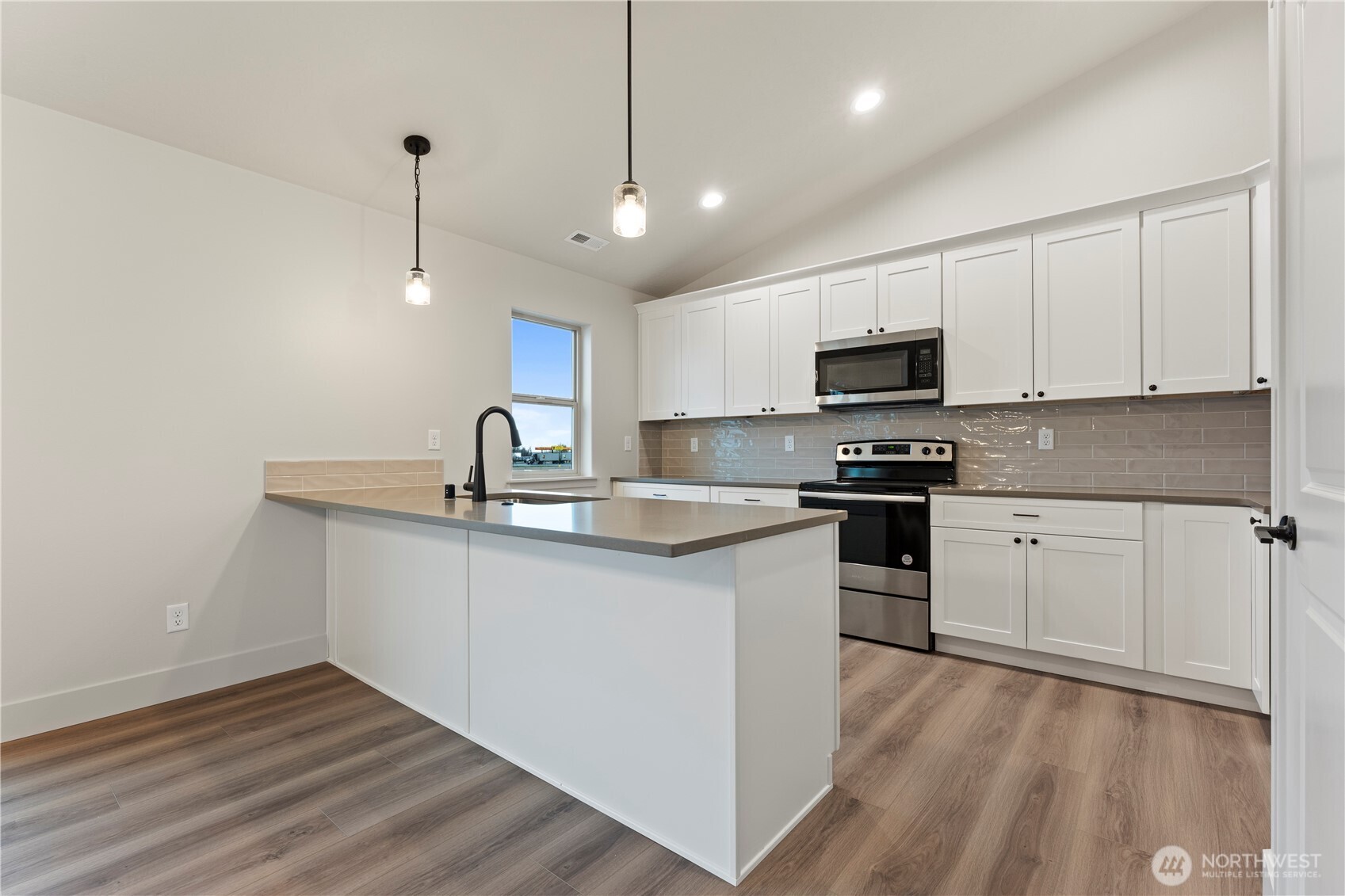 4215 W Sandy Court , Moses Lake, WA 98837