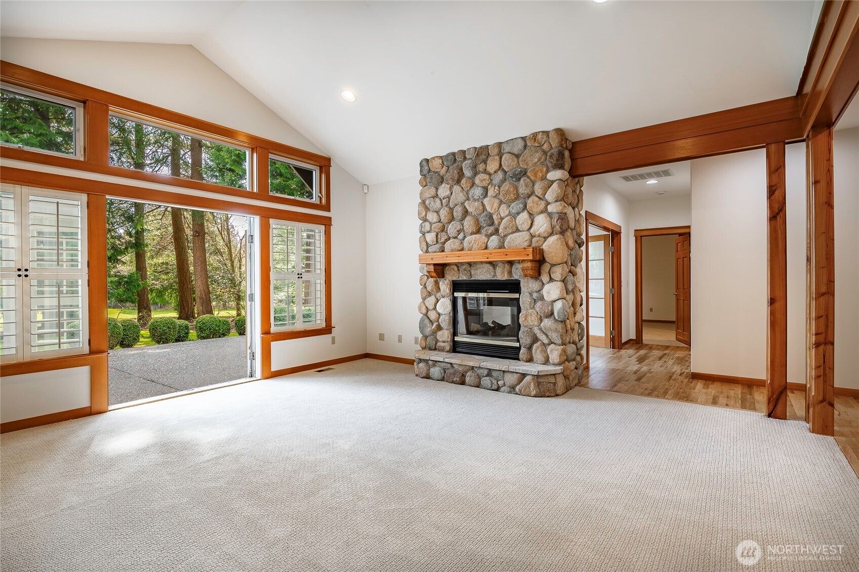 8606 Great Horned Owl Lane , Blaine, WA 98230