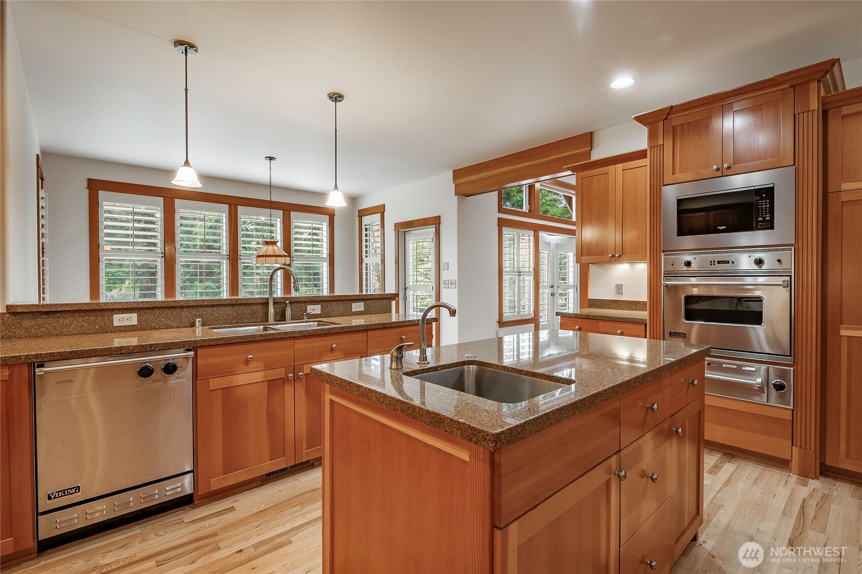 8606 Great Horned Owl Lane , Blaine, WA 98230