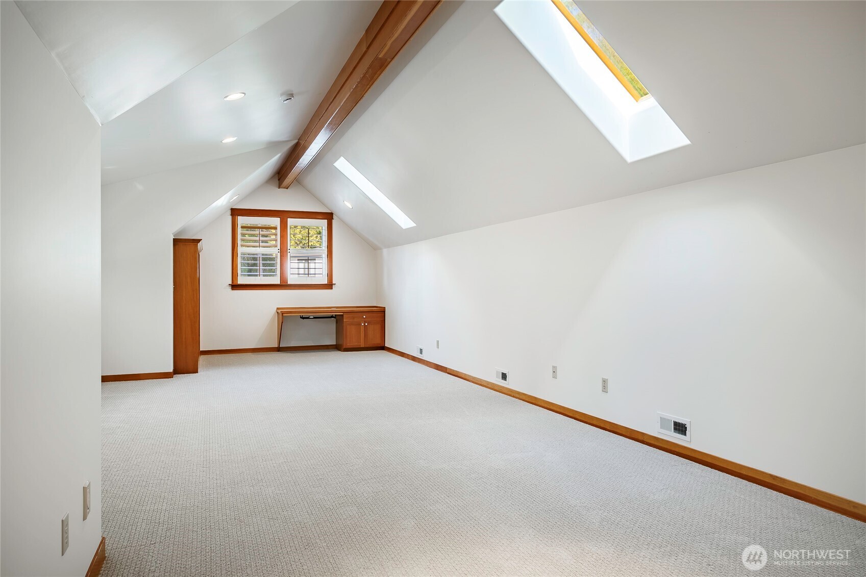 8606 Great Horned Owl Lane , Blaine, WA 98230