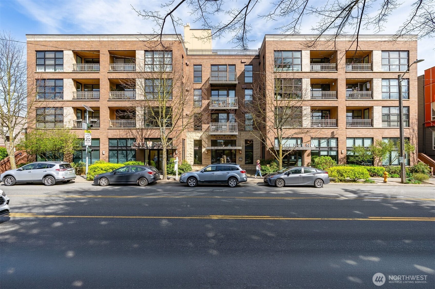 4116 California Avenue SW #401, Seattle, WA 98116