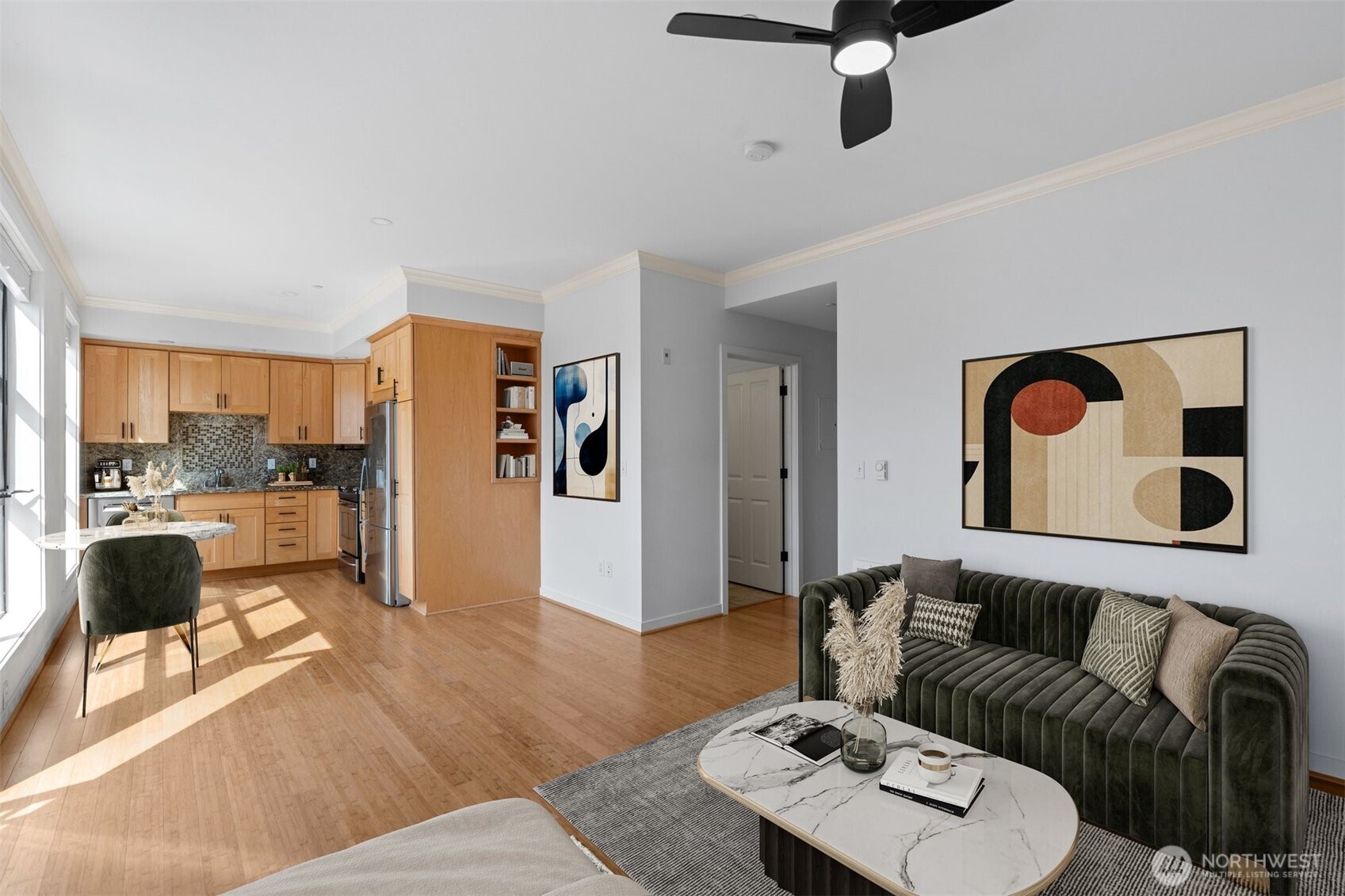 4116 California Avenue SW #401, Seattle, WA 98116