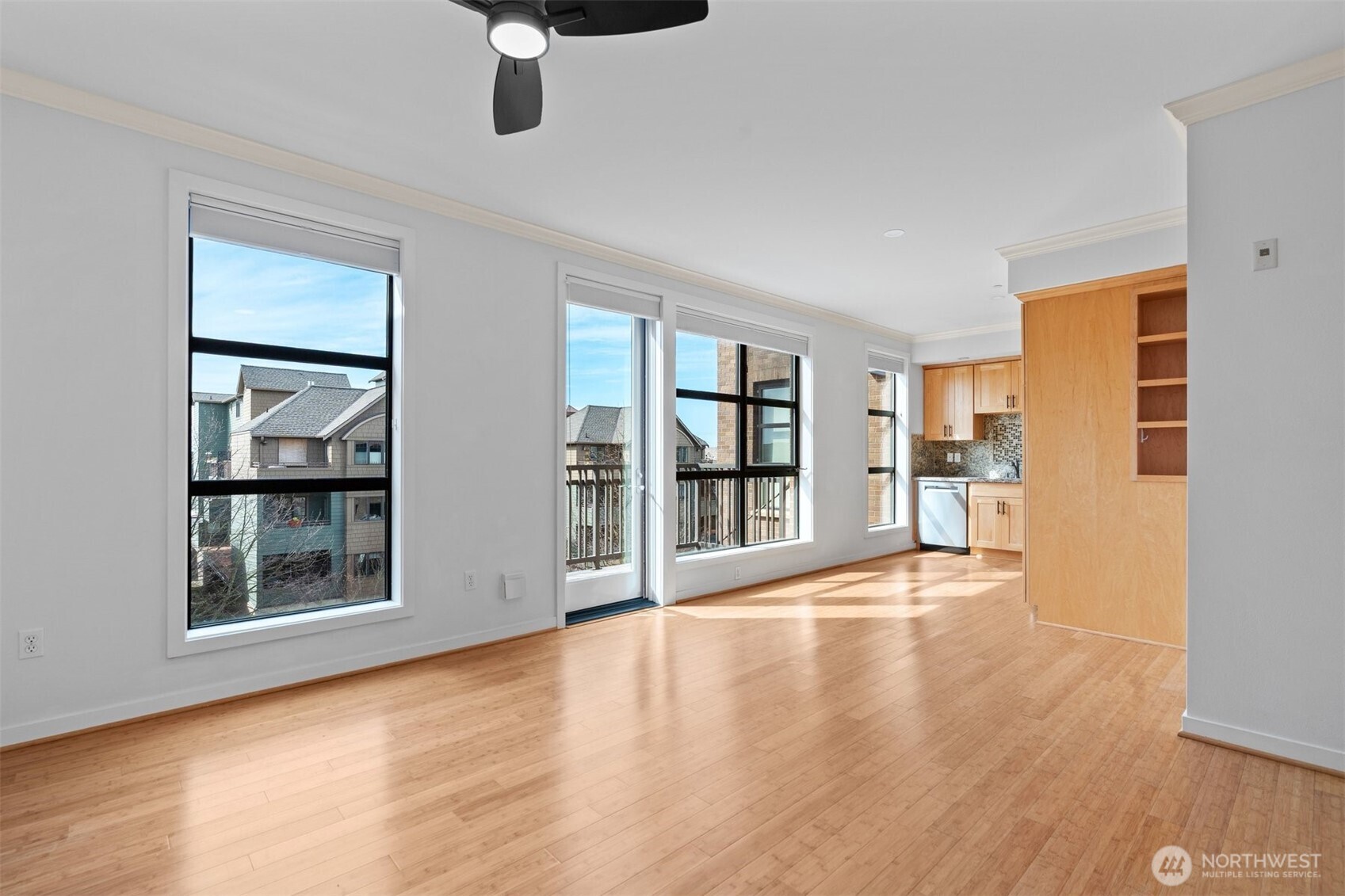 4116 California Avenue SW #401, Seattle, WA 98116