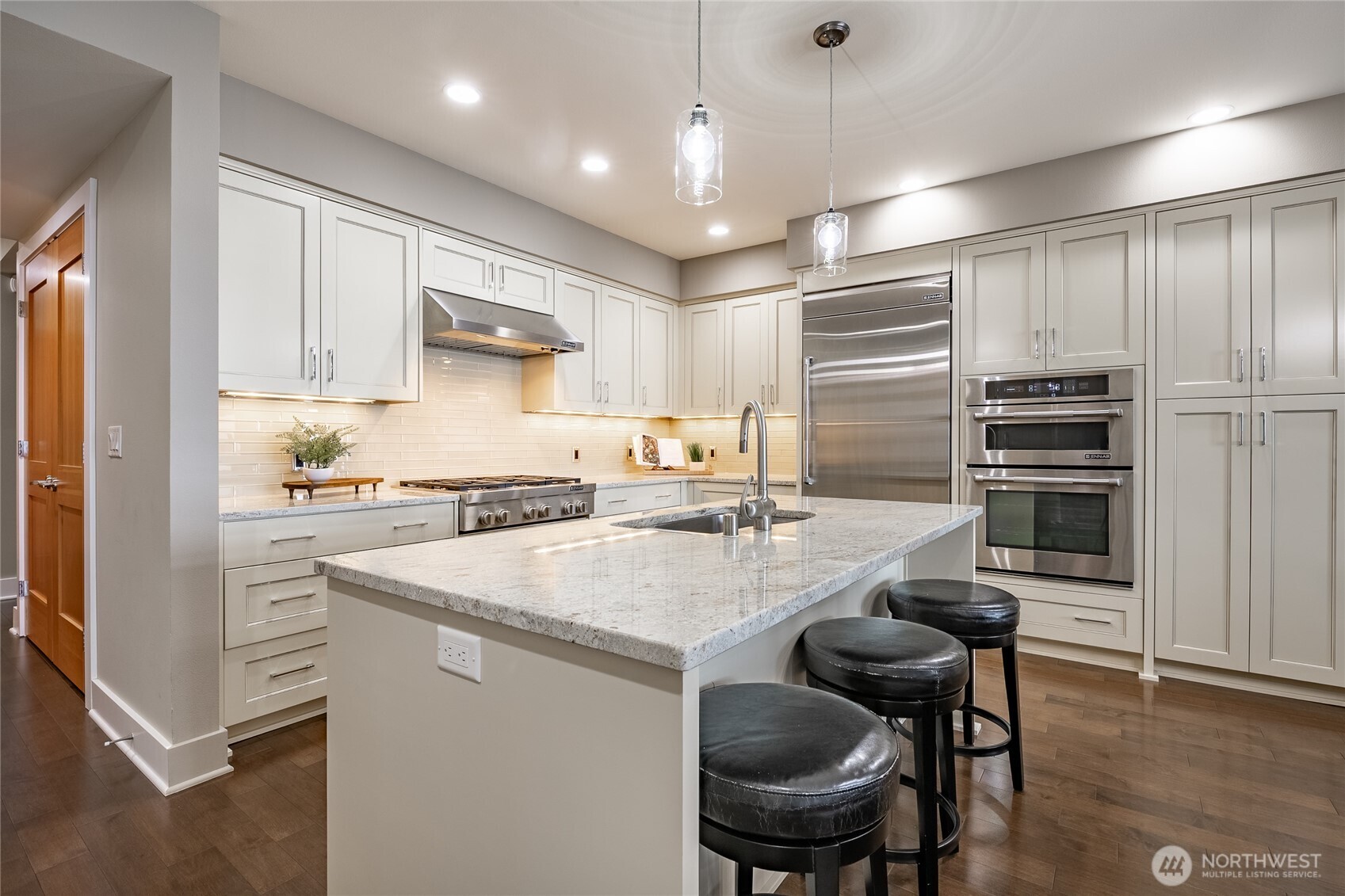 9535 Semiahmoo Parkway #B202, Blaine, WA 98230