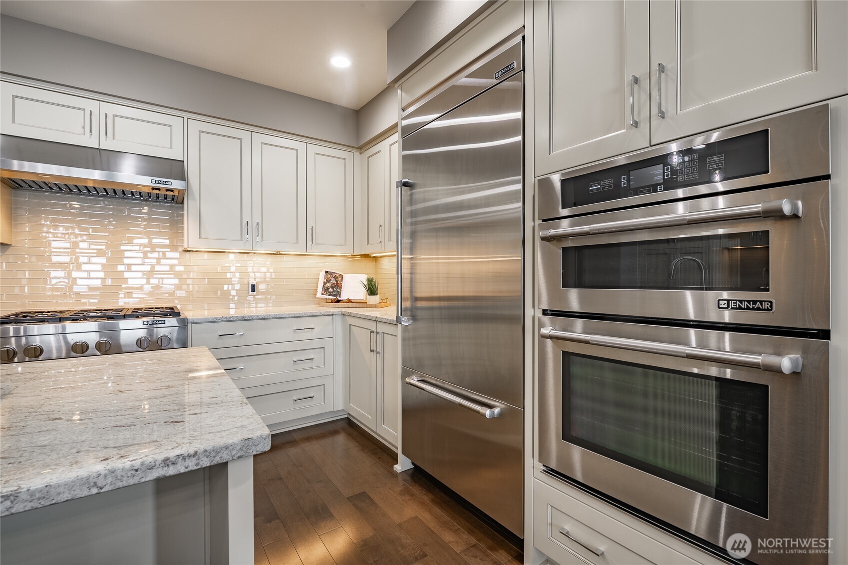 9535 Semiahmoo Parkway #B202, Blaine, WA 98230