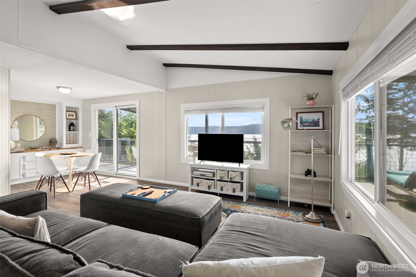 40 N Canal View Road , Hoodsport, WA 98548