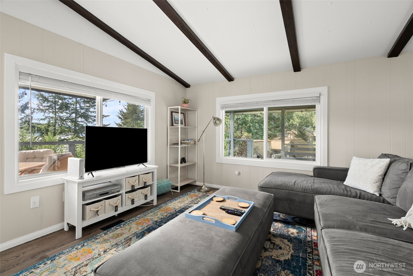 40 N Canal View Road , Hoodsport, WA 98548