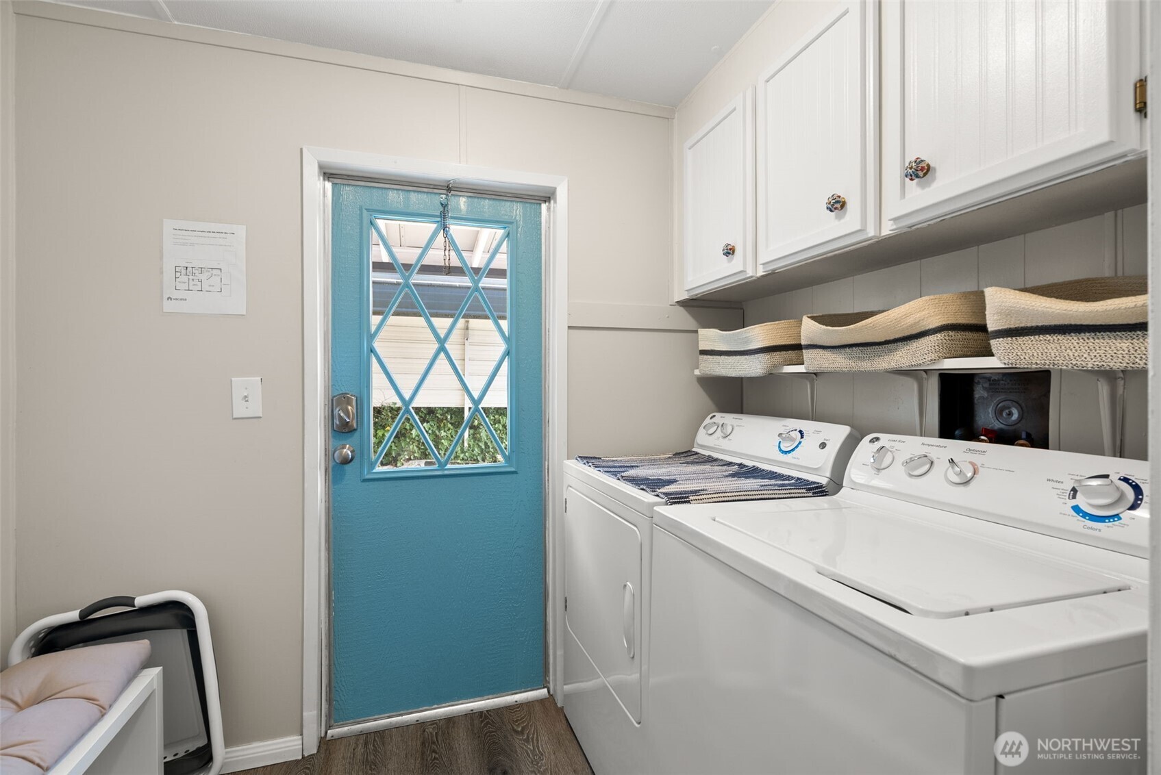 40 N Canal View Road , Hoodsport, WA 98548