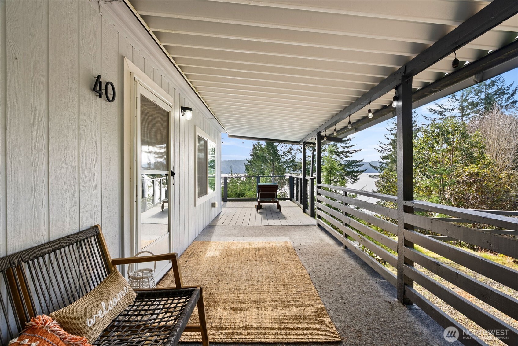 40 N Canal View Road , Hoodsport, WA 98548