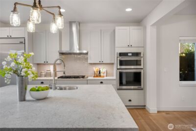 10317 Sand Point Way NE, Seattle, WA 98125 - Photo 15