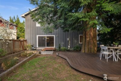 10317 Sand Point Way NE, Seattle, WA 98125 - Photo 39