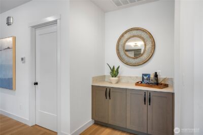 10317 Sand Point Way NE, Seattle, WA 98125 - Photo 8