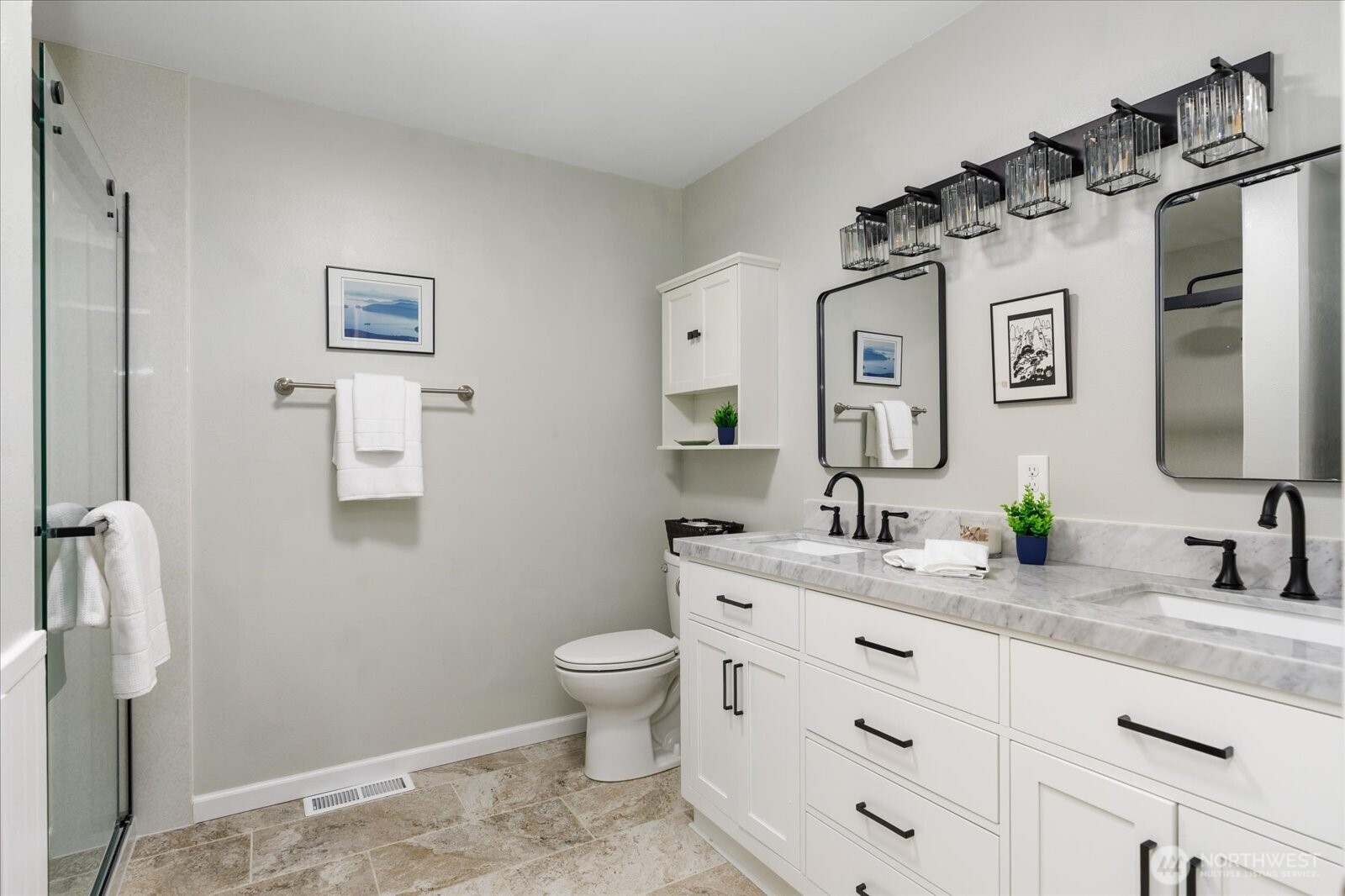 2418 James Place #402, Langley, WA 98260