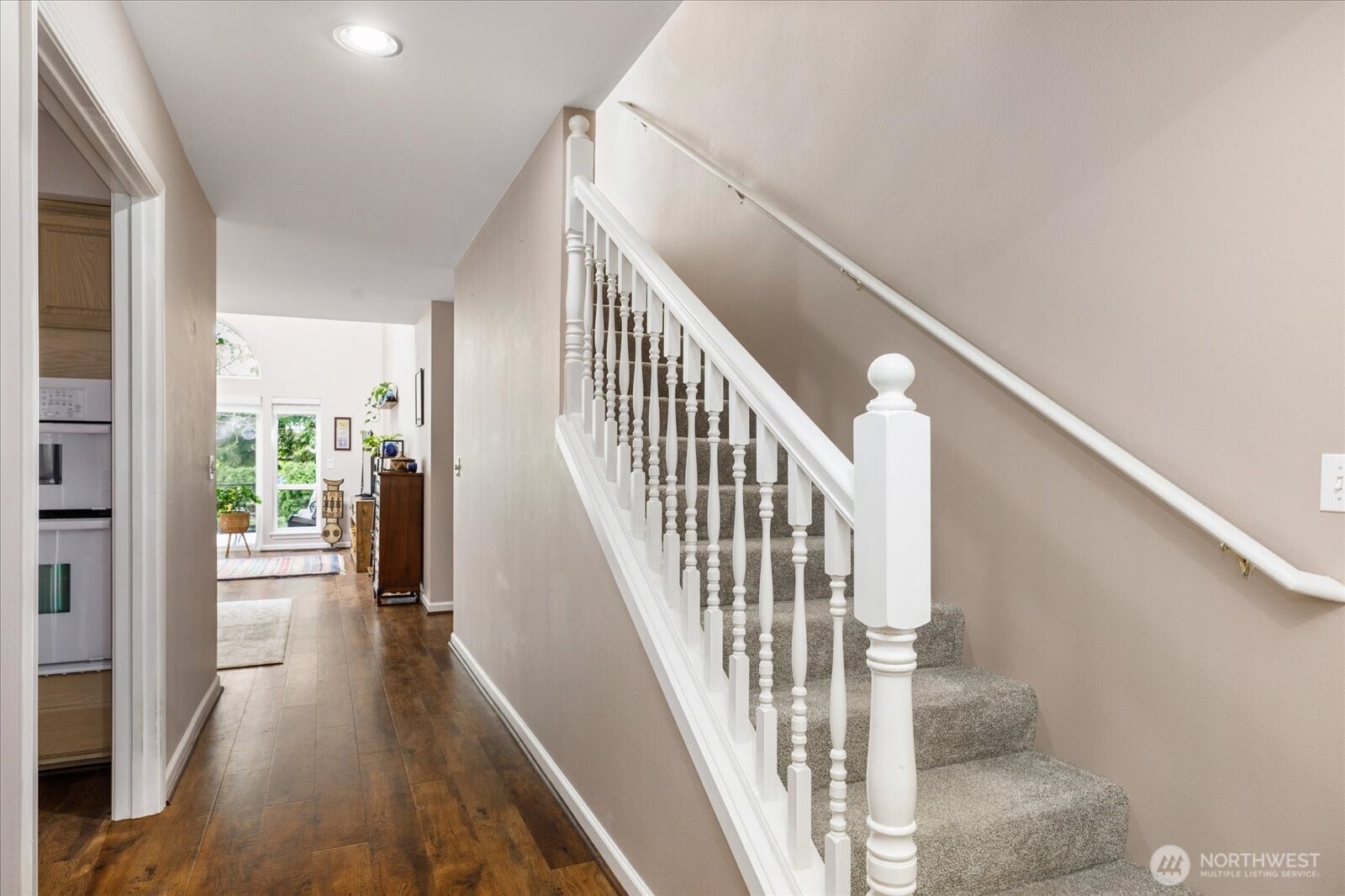 2418 James Place #402, Langley, WA 98260