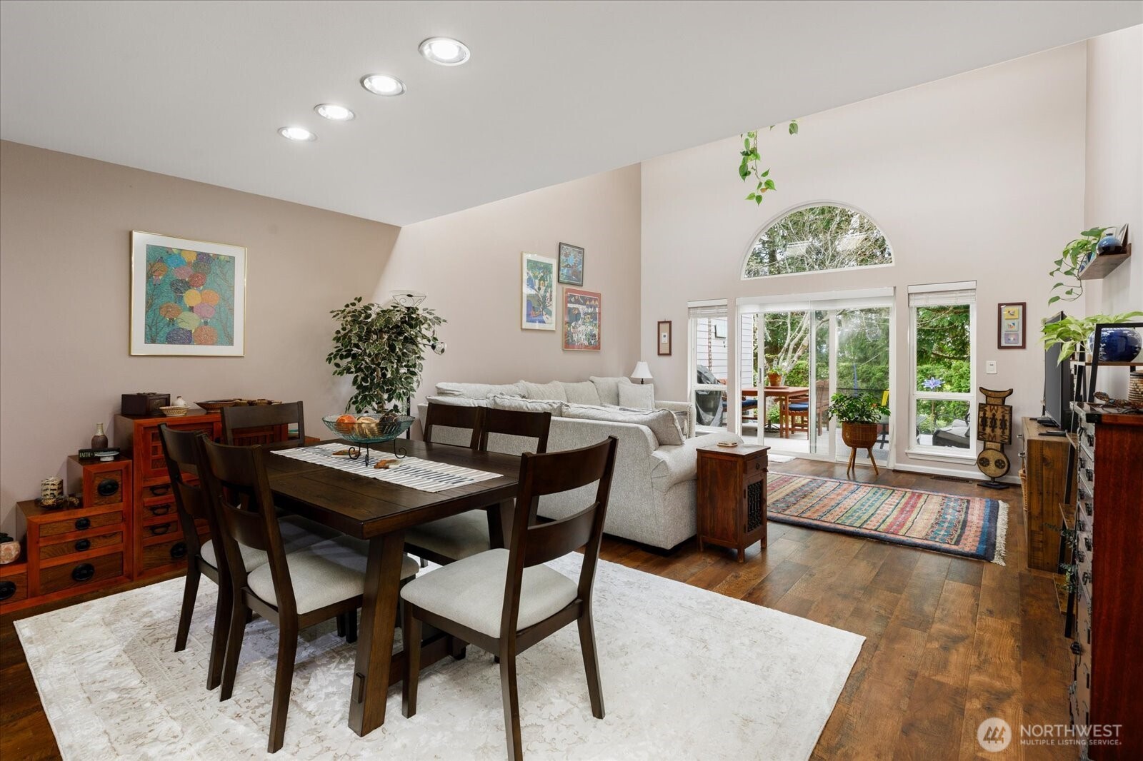 2418 James Place #402, Langley, WA 98260