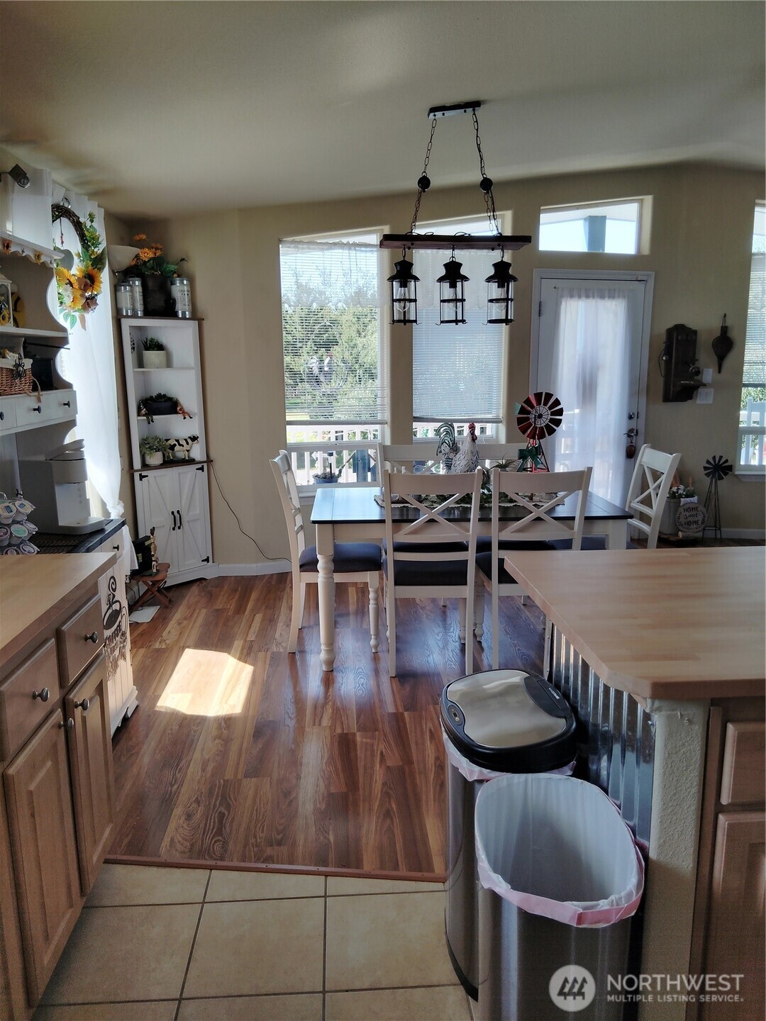 526 Sand Dune Avenue SW, Ocean Shores, WA 98569