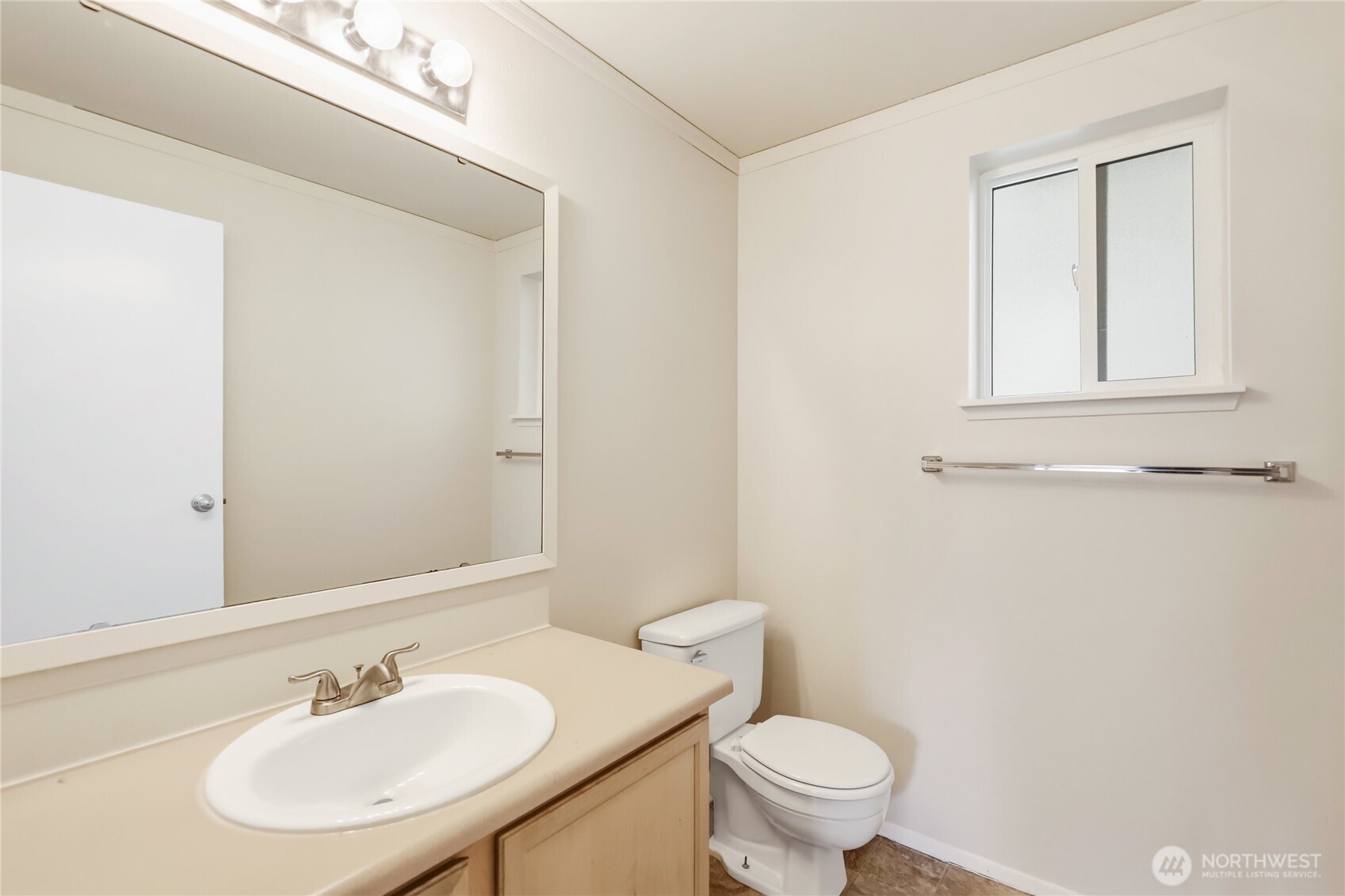 1319 NW Slate Lane #107, Silverdale, WA 98383