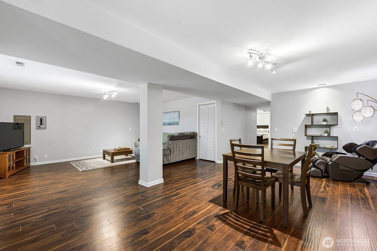 3820 E Ames Lake Drive NE, Redmond, WA 98053