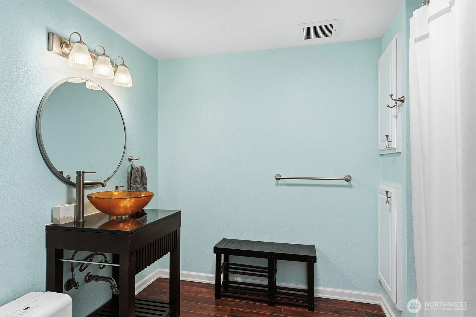 3820 E Ames Lake Drive NE, Redmond, WA 98053