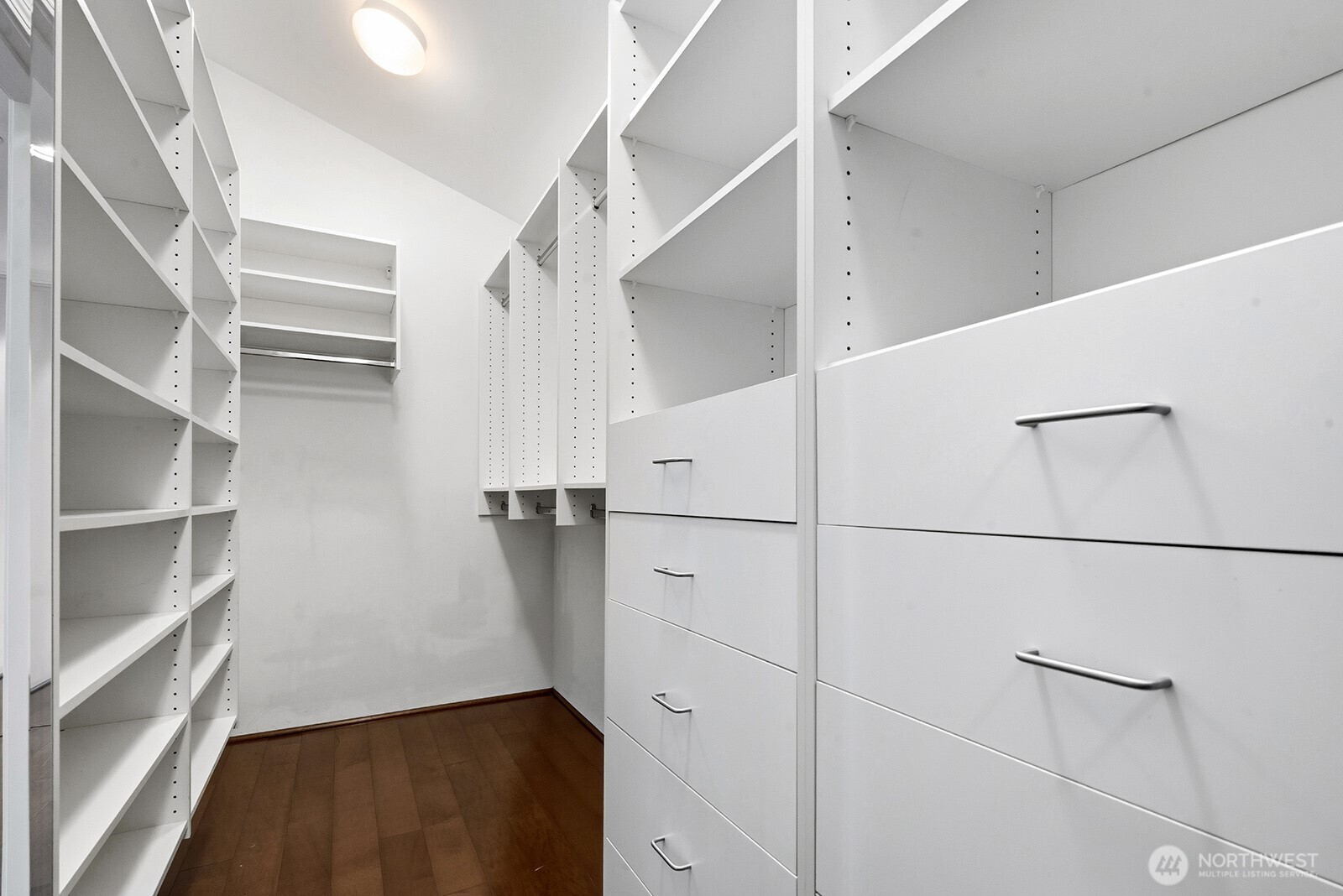 3820 E Ames Lake Drive NE, Redmond, WA 98053