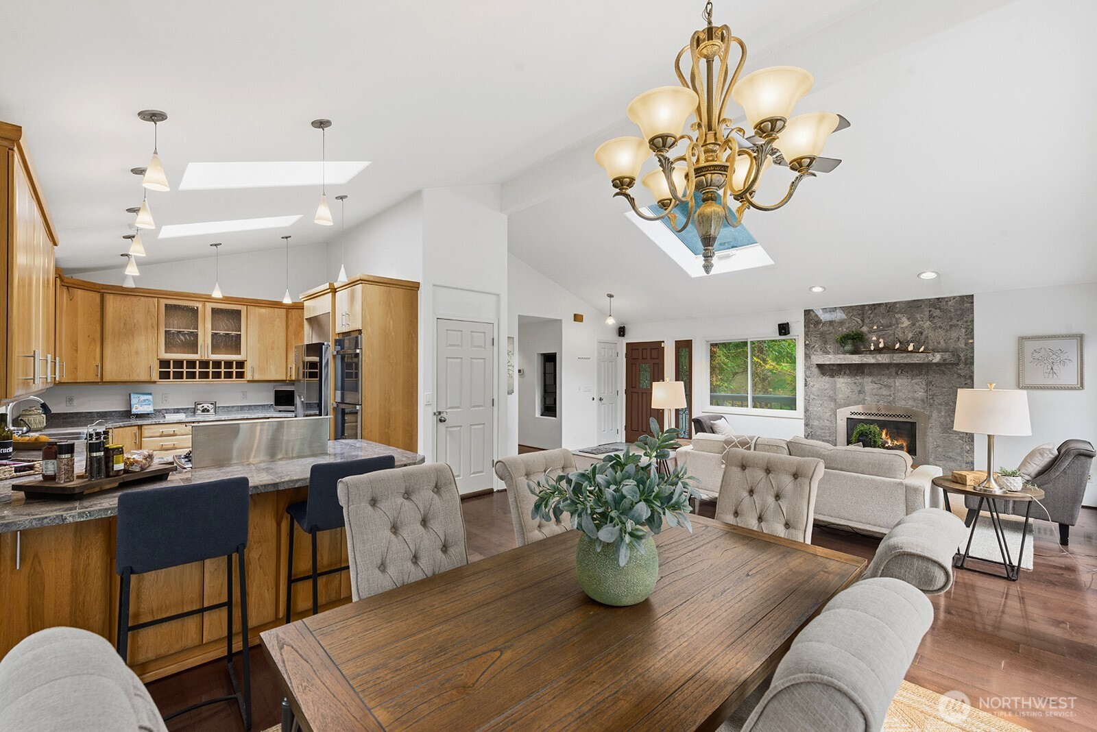 3820 E Ames Lake Drive NE, Redmond, WA 98053