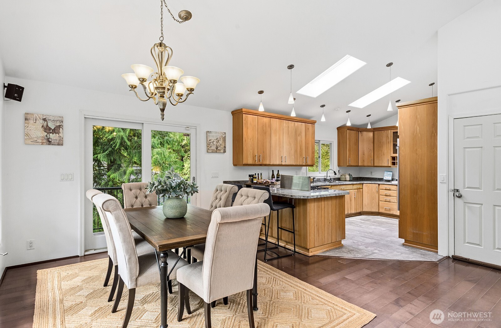 3820 E Ames Lake Drive NE, Redmond, WA 98053