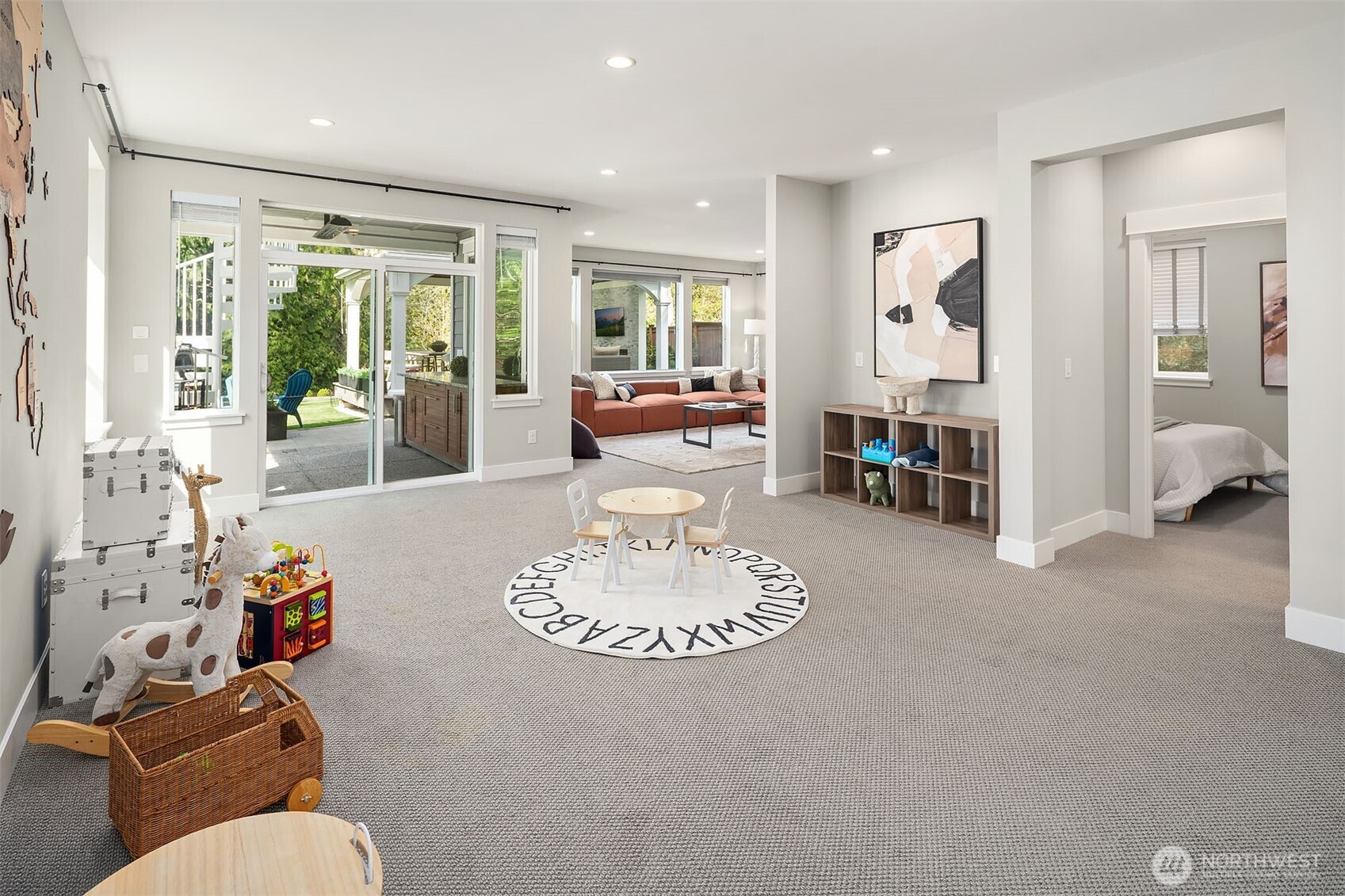 23908 NE 15th Way , Sammamish, WA 98074