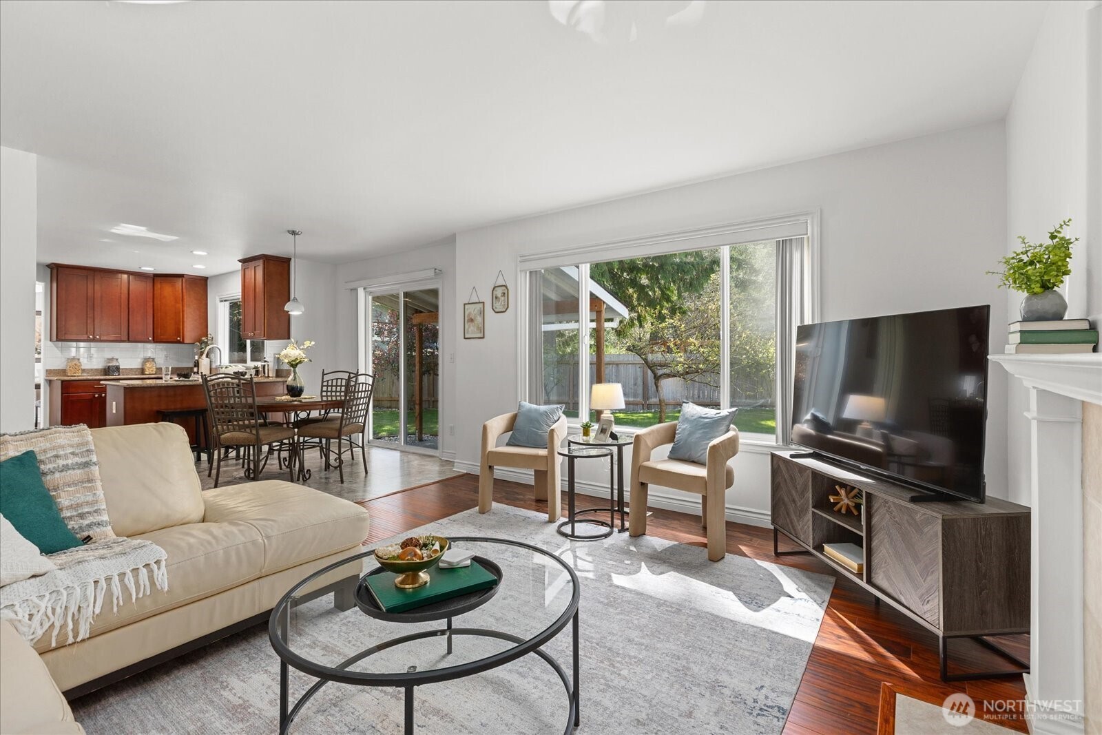 3930 Pacific Place , Mukilteo, WA 98275