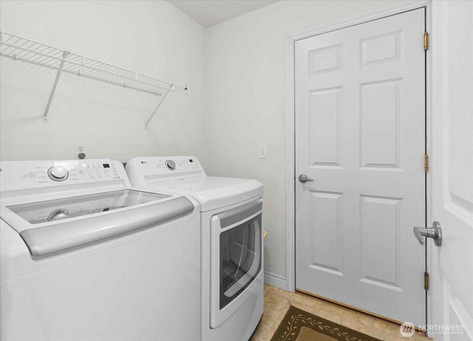 3930 Pacific Place , Mukilteo, WA 98275