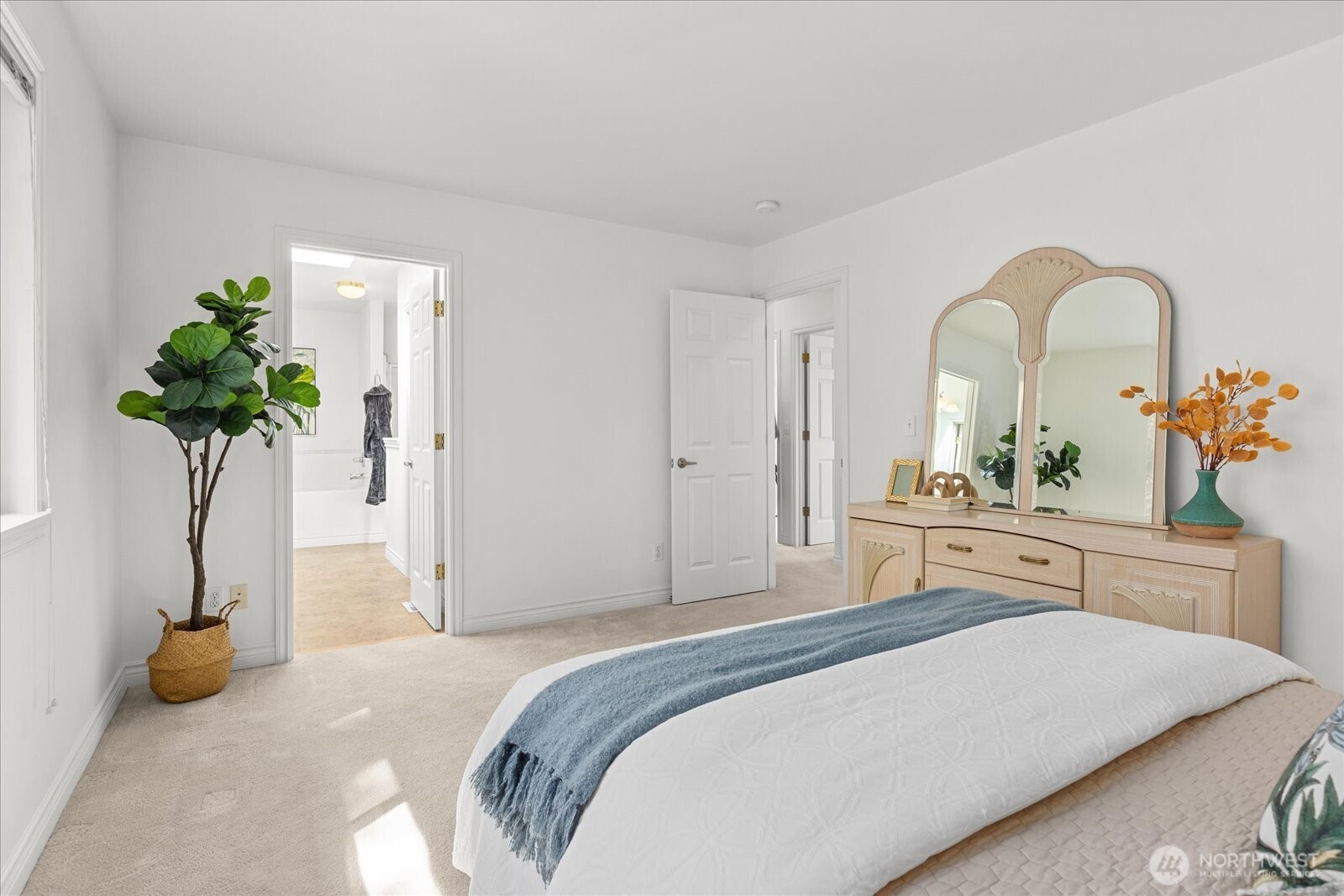 3930 Pacific Place , Mukilteo, WA 98275