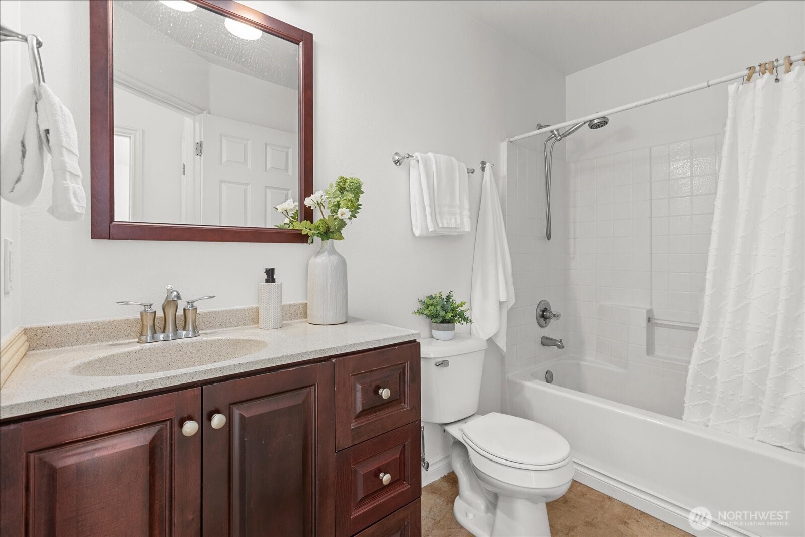 3930 Pacific Place , Mukilteo, WA 98275