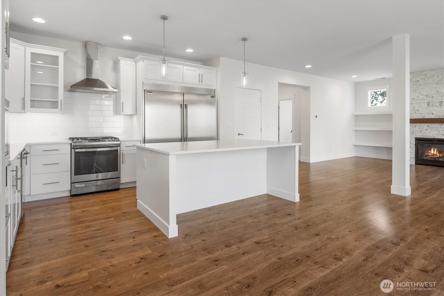 8711 27th Street E, Edgewood, WA 98371