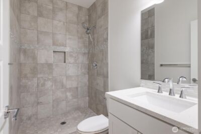 8711 27th Street E, Edgewood, WA 98371 - Photo 20