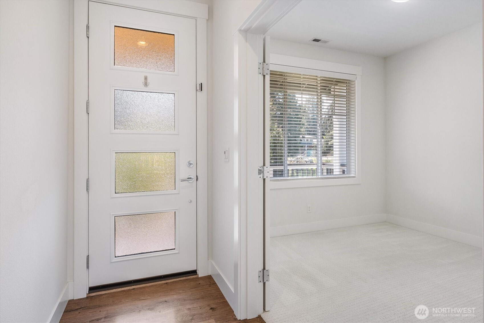 8711 27th Street E, Edgewood, WA 98371