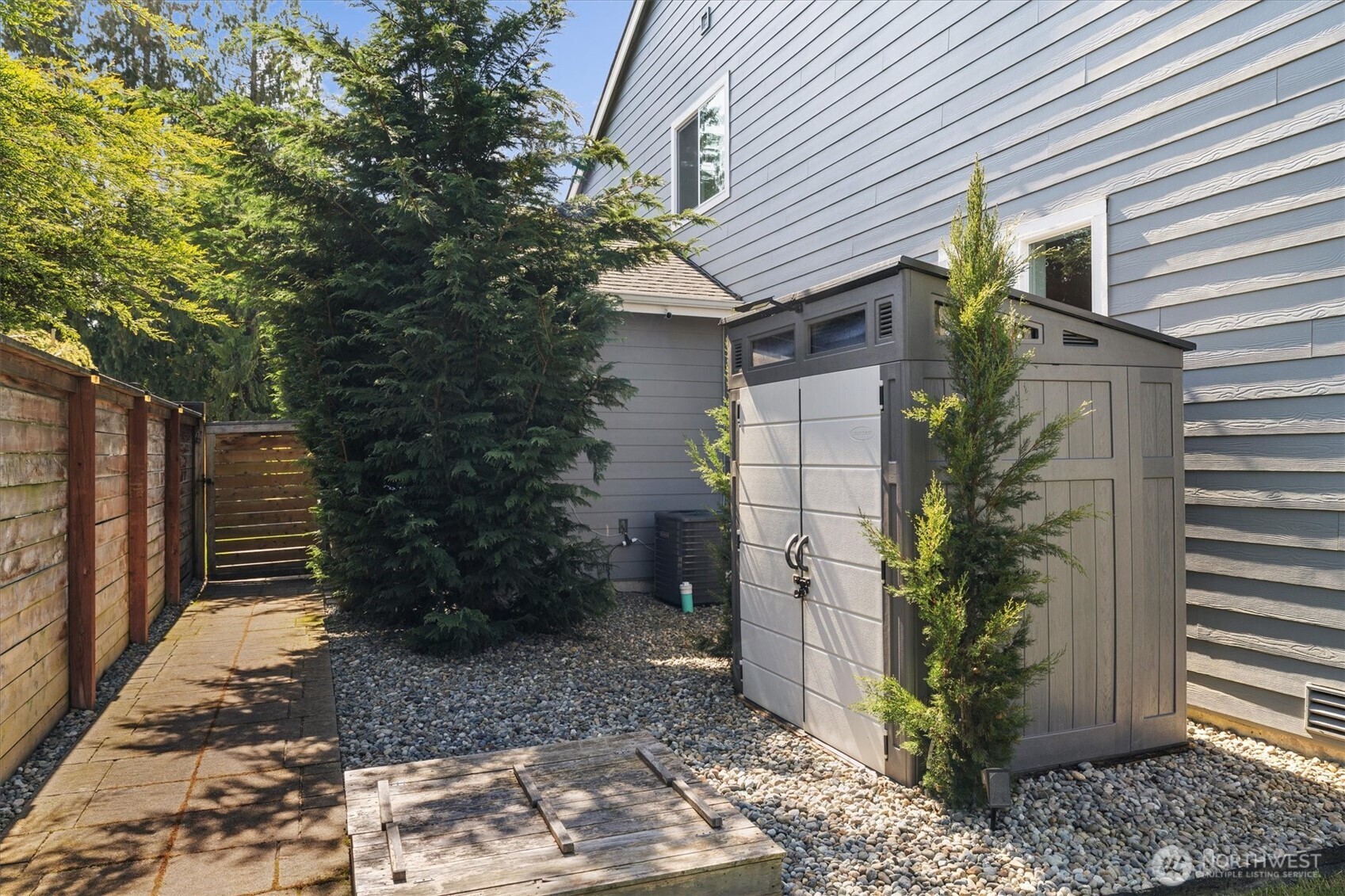 8711 27th Street E, Edgewood, WA 98371