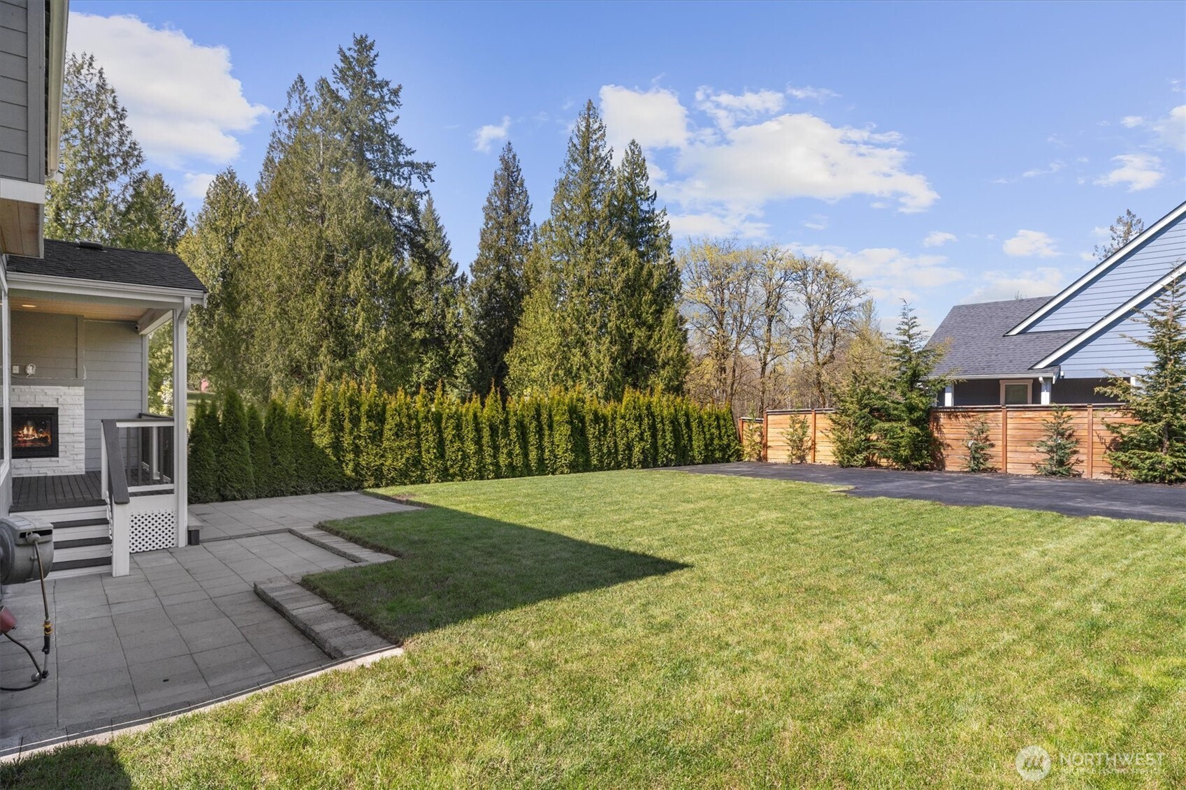 8711 27th Street E, Edgewood, WA 98371