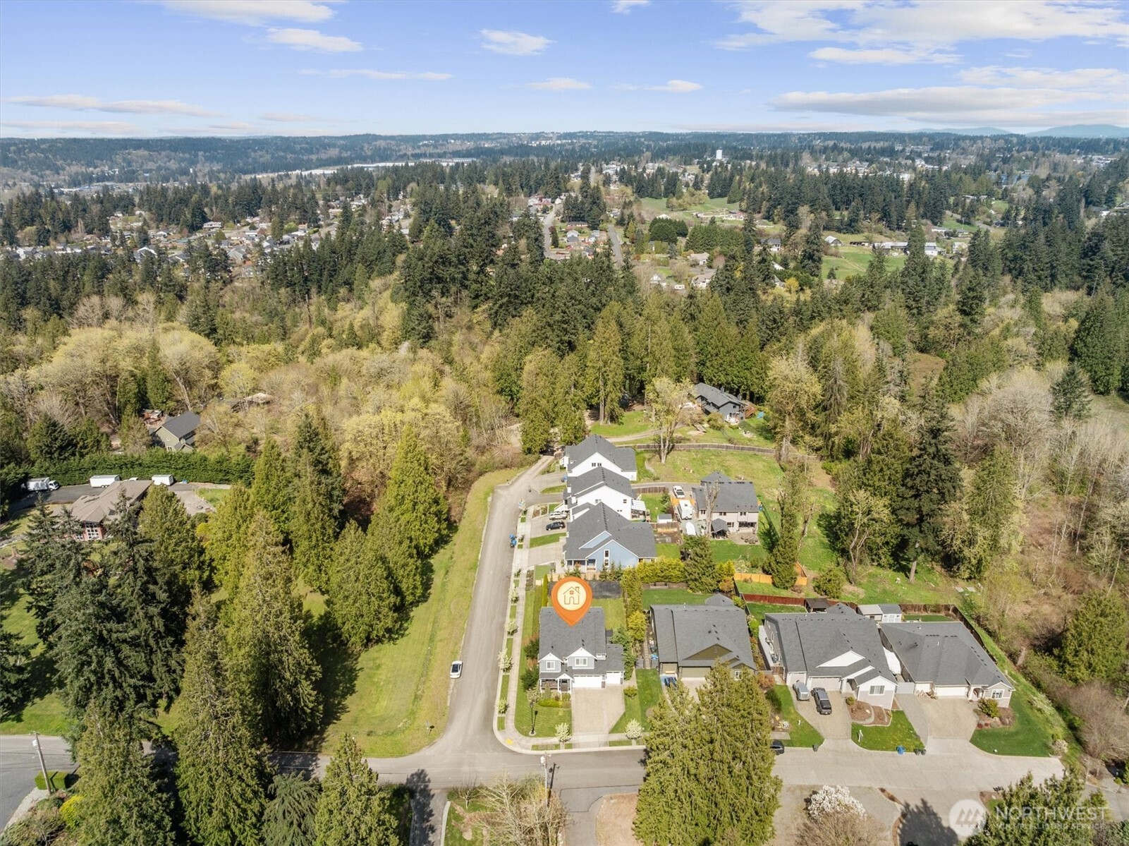 8711 27th Street E, Edgewood, WA 98371