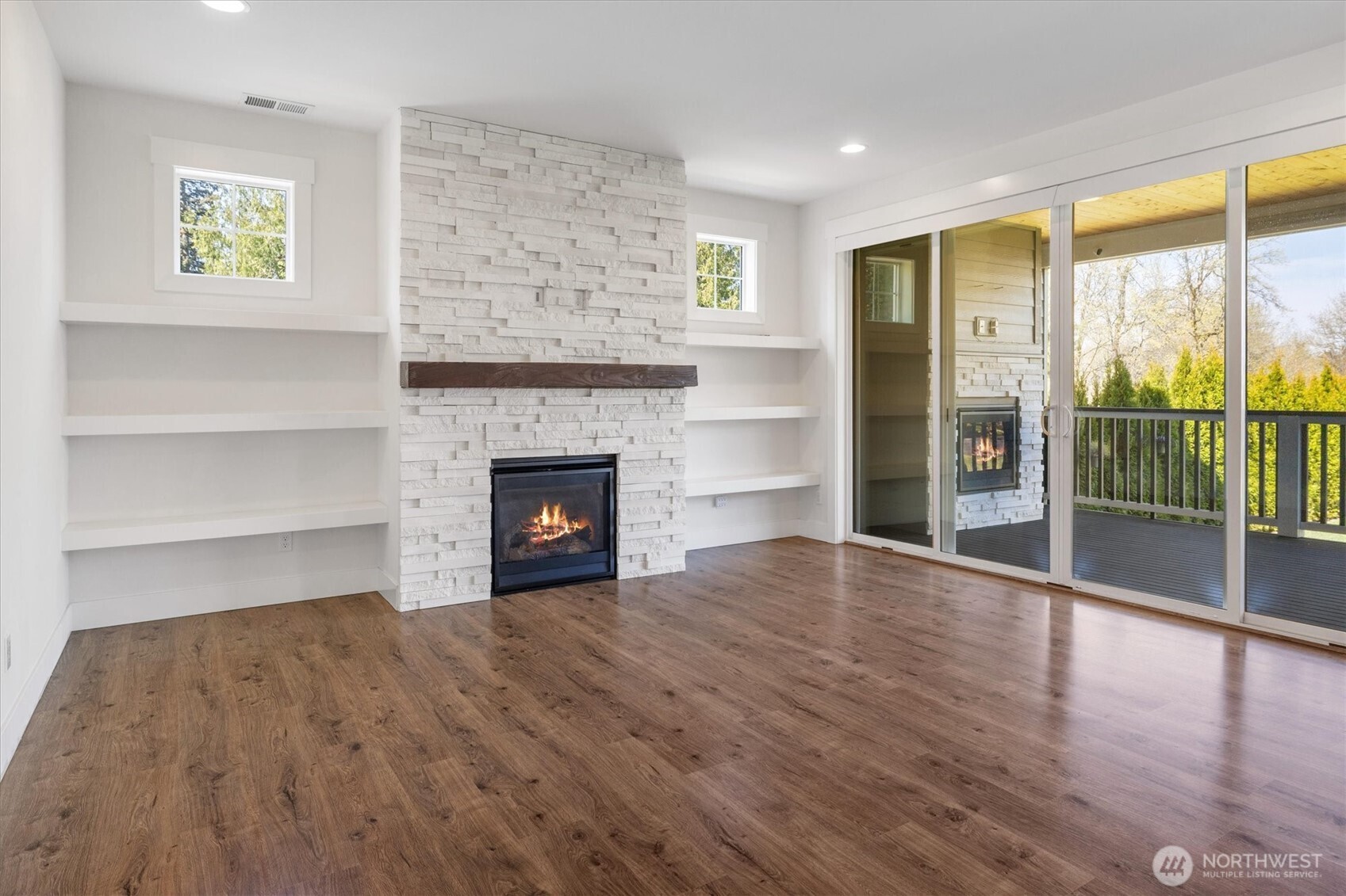 8711 27th Street E, Edgewood, WA 98371