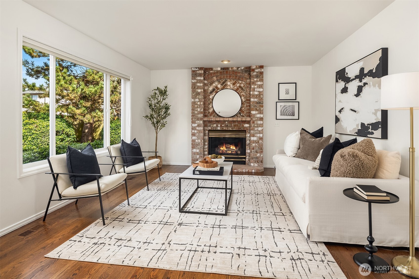 16603 57th Place W, Lynnwood, WA 98037