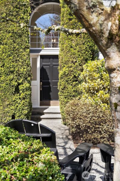 16603 57th Place W, Lynnwood, WA 98037 - Photo 2