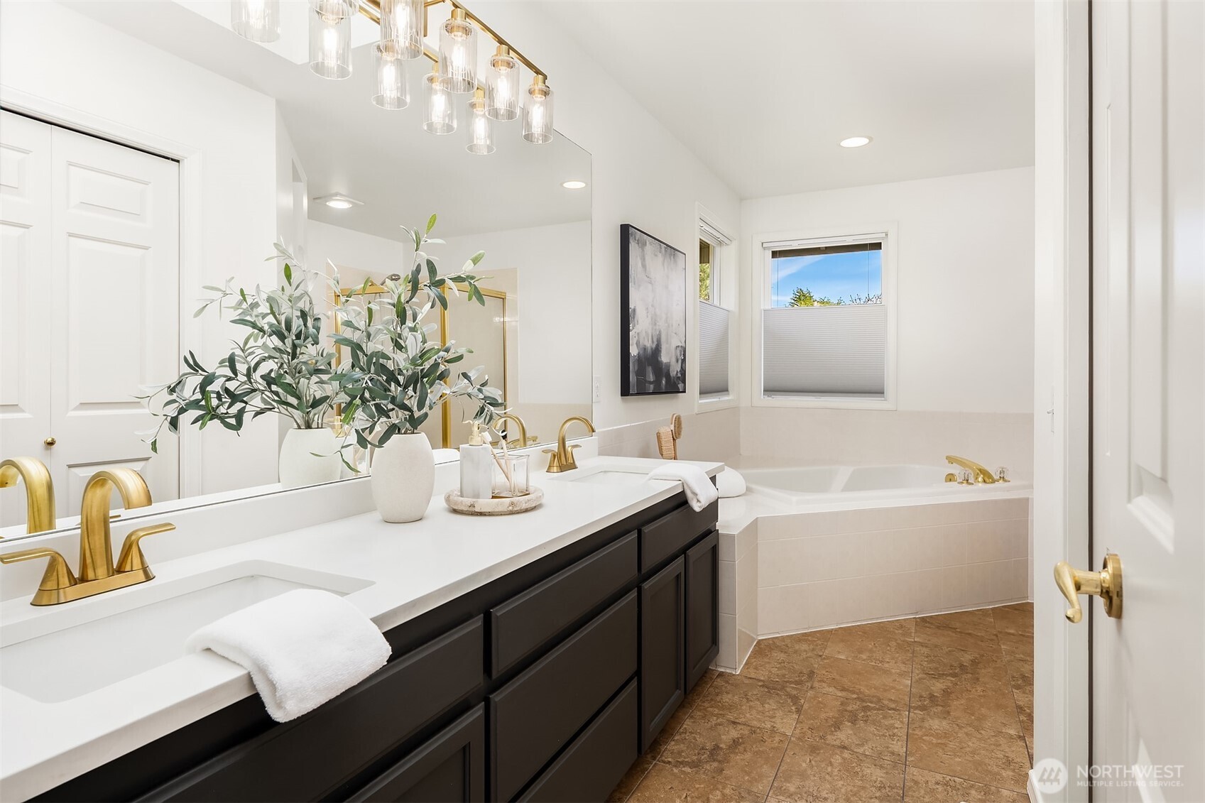 16603 57th Place W, Lynnwood, WA 98037