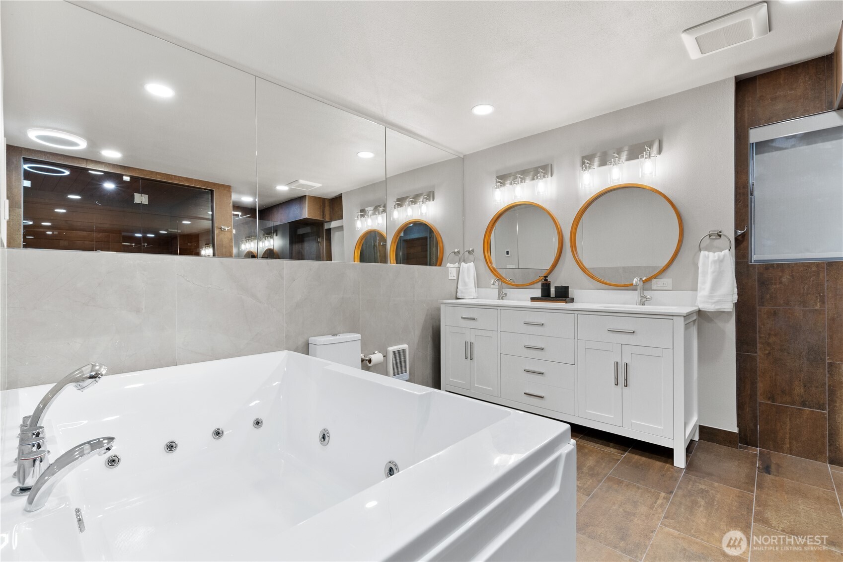 40825 RE Undisclosed , Mukilteo, WA 98275