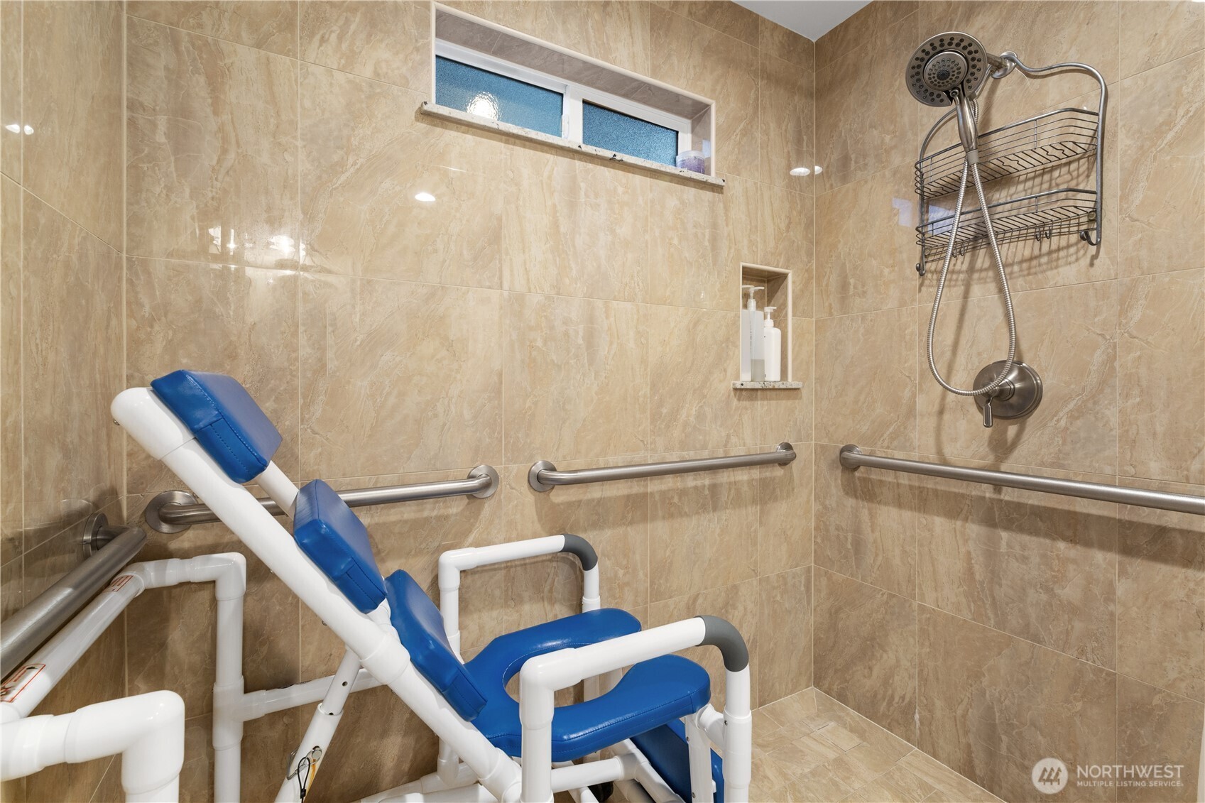 40825 RE Undisclosed , Mukilteo, WA 98275