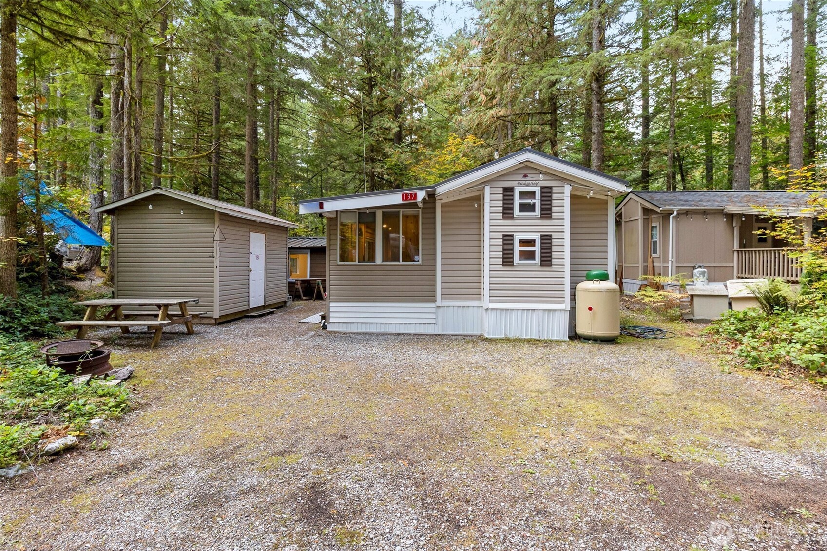 137 1 Jasper Trail , Deming, WA 98244