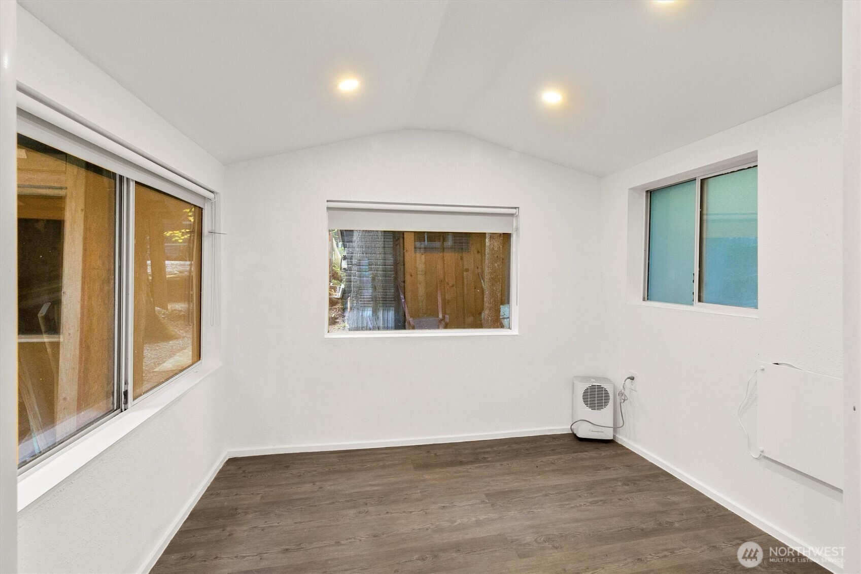 137 1 Jasper Trail , Deming, WA 98244